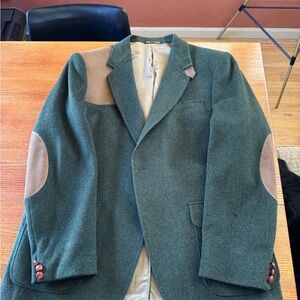 Orvis 100% Wool Shooting Jacket 46L with Tan Elbow Patches made in England